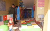 Bị tủ đè, bé 3 tuổi tử vong tại trường mầm non Bị tủ đè, bé 3 tuổi tử vong tại trường mầm non