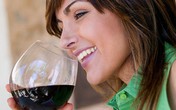 7 lý do nên uống một ly rượu vang mỗi ngày 7 lý do nên uống một ly rượu vang mỗi ngày
