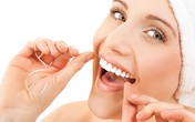 Dùng chỉ nha khoa đúng cách Dùng chỉ nha khoa đúng cách