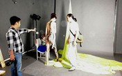 Cận cảnh công việc của người mẫu khỏa thân Cận cảnh công việc của người mẫu khỏa thân