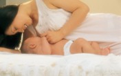 Những đồn thổi hoang đường về bú sữa mẹ Những đồn thổi hoang đường về bú sữa mẹ
