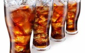 Tử vong vì uống nhiều nước ngọt có gas Tử vong vì uống nhiều nước ngọt có gas