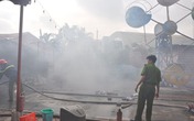 Cháy lớn ở khu vui chơi thiếu nhi Mỹ Đình Cháy lớn ở khu vui chơi thiếu nhi Mỹ Đình