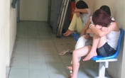 Giật mình với chiêu "chào hàng" mới của gái làng chơi Giật mình với chiêu "chào hàng" mới của gái làng chơi