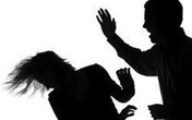 Chồng tát vợ ngay trước mặt nhân tình Chồng tát vợ ngay trước mặt nhân tình