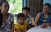 Cậu bé miền Tây chỉ ăn gạo sống Cậu bé miền Tây chỉ ăn gạo sống