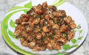 Lạ miệng ốc hương xào tỏi ớt lá chanh