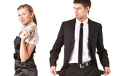 Khéo léo ứng xử khi thu nhập “khủng” hơn chồng Khéo léo ứng xử khi thu nhập “khủng” hơn chồng