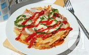 Làm pizza ngon từ khoai tây không cần lò nướng Làm pizza ngon từ khoai tây không cần lò nướng