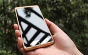 Smartphone bằng tre giá 14 triệu đồng Smartphone bằng tre giá 14 triệu đồng