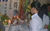 Một học sinh lớp 9 chết trong tư thế treo cổ Một học sinh lớp 9 chết trong tư thế treo cổ