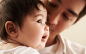 Buồn lòng vì chồng lười chăm con Buồn lòng vì chồng lười chăm con