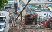 Đổ cần cẩu ở dự án đường sắt trên cao Hà Đông - Cát Linh Đổ cần cẩu ở dự án đường sắt trên cao Hà Đông - Cát Linh