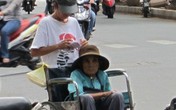 Bóc trần thủ đoạn hành xác người già bán vé số Bóc trần thủ đoạn hành xác người già bán vé số
