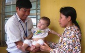 Xúc động cảnh cháu bé bị bỏ rơi gặp mẹ Xúc động cảnh cháu bé bị bỏ rơi gặp mẹ