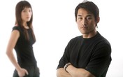 Vợ phải lùi mấy bước? Vợ phải lùi mấy bước?