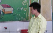 Nghe điện thoại trên phố bị cướp Nghe điện thoại trên phố bị cướp