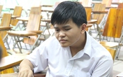 Cảm phục chàng trai mù không muốn xin đặc cách mà tự thi đại học Cảm phục chàng trai mù không muốn xin đặc cách mà tự thi đại học