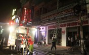 Lò bánh mì bốc cháy giữa phố Lò bánh mì bốc cháy giữa phố