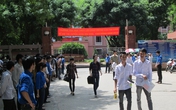 Hà Nội - Vinh: Sĩ tử vã mồ hôi vì đề Toán Hà Nội - Vinh: Sĩ tử vã mồ hôi vì đề Toán