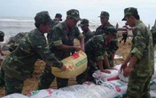 Phú Yên: Sập 100m kè chắn sóng, 20 hộ phải di dời Phú Yên: Sập 100m kè chắn sóng, 20 hộ phải di dời