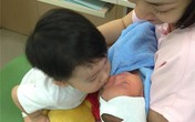 Lộ ảnh con gái đáng yêu của Ốc Thanh Vân Lộ ảnh con gái đáng yêu của Ốc Thanh Vân