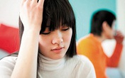 Choáng váng vì phát hiện cả hộp “áo mưa” trong túi vợ Choáng váng vì phát hiện cả hộp “áo mưa” trong túi vợ