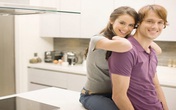 Chồng vô tình bị vợ "cải tạo" lúc nào không hay Chồng vô tình bị vợ "cải tạo" lúc nào không hay