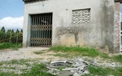 Cả khu phố hoảng loạn vì một ngôi nhà bị đặt thuốc nổ Cả khu phố hoảng loạn vì một ngôi nhà bị đặt thuốc nổ