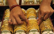 Vàng đảo chiều, giảm mạnh 350.000 đồng/lượng Vàng đảo chiều, giảm mạnh 350.000 đồng/lượng