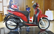 Honda SH mode bất ngờ đội giá 3 triệu đồng Honda SH mode bất ngờ đội giá 3 triệu đồng