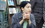 Trần Bảo Sơn "ngồi trên đống lửa" khi nghe tin vợ ngất xỉu vì kiệt sức Trần Bảo Sơn "ngồi trên đống lửa" khi nghe tin vợ ngất xỉu vì kiệt sức