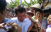 Tâm sự đắng lòng của người mang án "chung thân" được minh oan trong ngày đoàn tụ Tâm sự đắng lòng của người mang án "chung thân" được minh oan trong ngày đoàn tụ