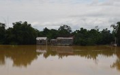 Nghệ An: 11 người mất tích do mưa lũ Nghệ An: 11 người mất tích do mưa lũ