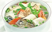 Canh chua nấu cá hồi Canh chua nấu cá hồi