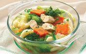 Canh gà nấu bông cải Canh gà nấu bông cải