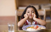 Tìm hiểu chứng biếng ăn ở trẻ Tìm hiểu chứng biếng ăn ở trẻ