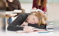 Ngủ đủ 7–8 tiếng nhưng sáng dậy vẫn mệt mỏi: Khi nào cần đi khám?