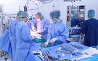 Phát hiện ung thư đại tràng giai đoạn III khi đã mắc xơ gan vì thói quen nhiều người Việt duy trì
