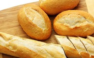 Bánh mì không chỉ để ăn mà còn có nhiều công dụng hay ho khác