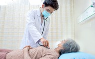 Người phụ nữ 65 tuổi chóng mặt, nôn ói tưởng rối loạn tiền đình, đi khám phát hiện đột quỵ nguy hiểm