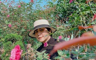 NSND Minh Hằng tận hưởng cảm giác bình yên bên vườn nhà ngập tràn hoa hồng