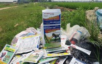Nam Định: 'Ám ảnh' vỏ thuốc bảo vệ thực vật vứt tràn lan bờ ruộng, kênh mương
