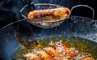 3 loại dầu quen thuộc là "thủ phạm" gây bệnh gan, thậm chí ung thư: Đừng tiết kiệm mà hại cả nhà!