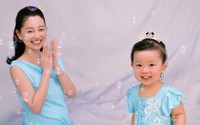 MC Quỳnh Chi và con gái 2 tuổi đáng yêu trong ngày Phụ nữ Việt Nam 20/10