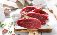 Tưởng bổ dưỡng nhưng không phải ai cũng nên ăn: 4 nhóm người cần hạn chế thịt bò để tránh hại sức khỏe