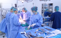 Phát hiện ung thư đại tràng giai đoạn III khi đã mắc xơ gan vì thói quen nhiều người Việt duy trì