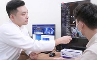 Thanh niên 23 tuổi suýt mất thính lực vì mắc sai lầm trong lúc đeo tai nghe
