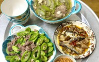 5 mâm cơm gia đình nấu vội khiến cộng đồng thích thú