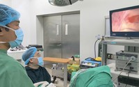 Mất ngủ, tiểu đêm, người đàn ông đi khám phát hiện tuyến tiền liệt nặng 258 gam
